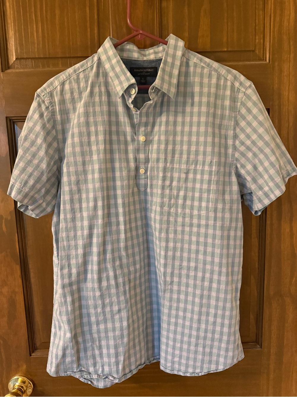 Banana Republic Men’s Short-Sleeve Blue & White Gingham Button-Down Shirt